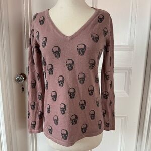 Philosophy Women’s Cashmere Blend Muted Pink Skull Print V-Neck Sweater Small